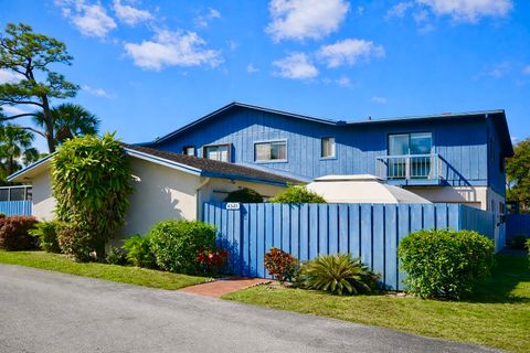 Lake Worth Townhouses 4581 Holly Lake Drive Lake Worth FL 33463
