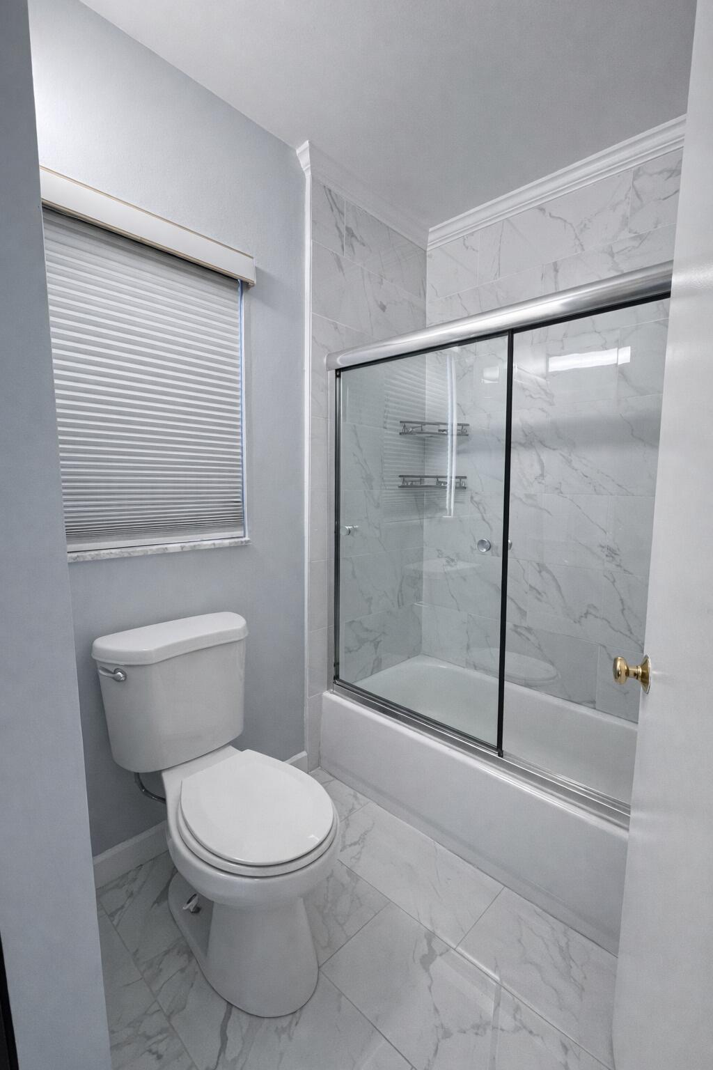 THE COUNTRY TOWNHOMES - Residential