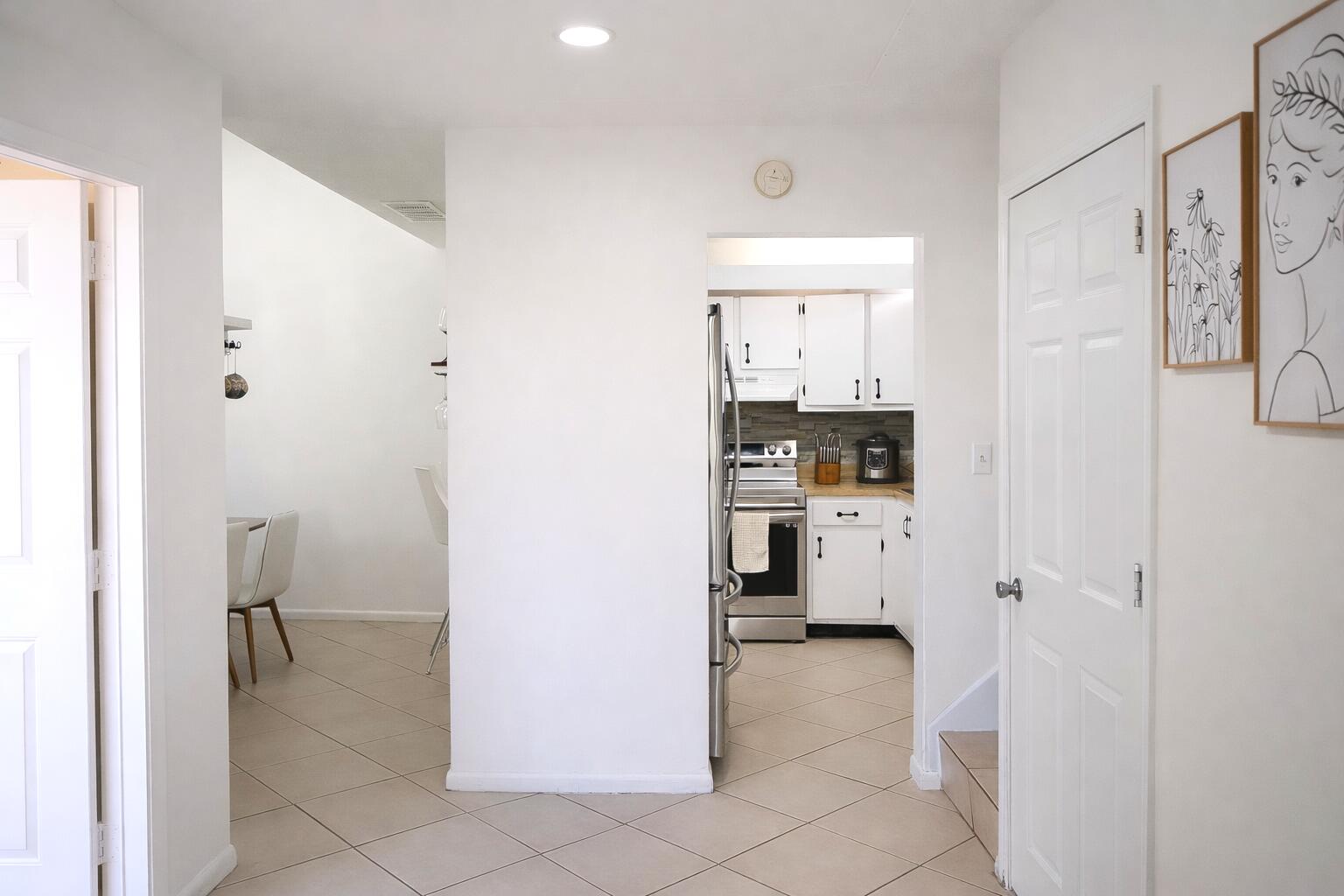 THE COUNTRY TOWNHOMES - Residential