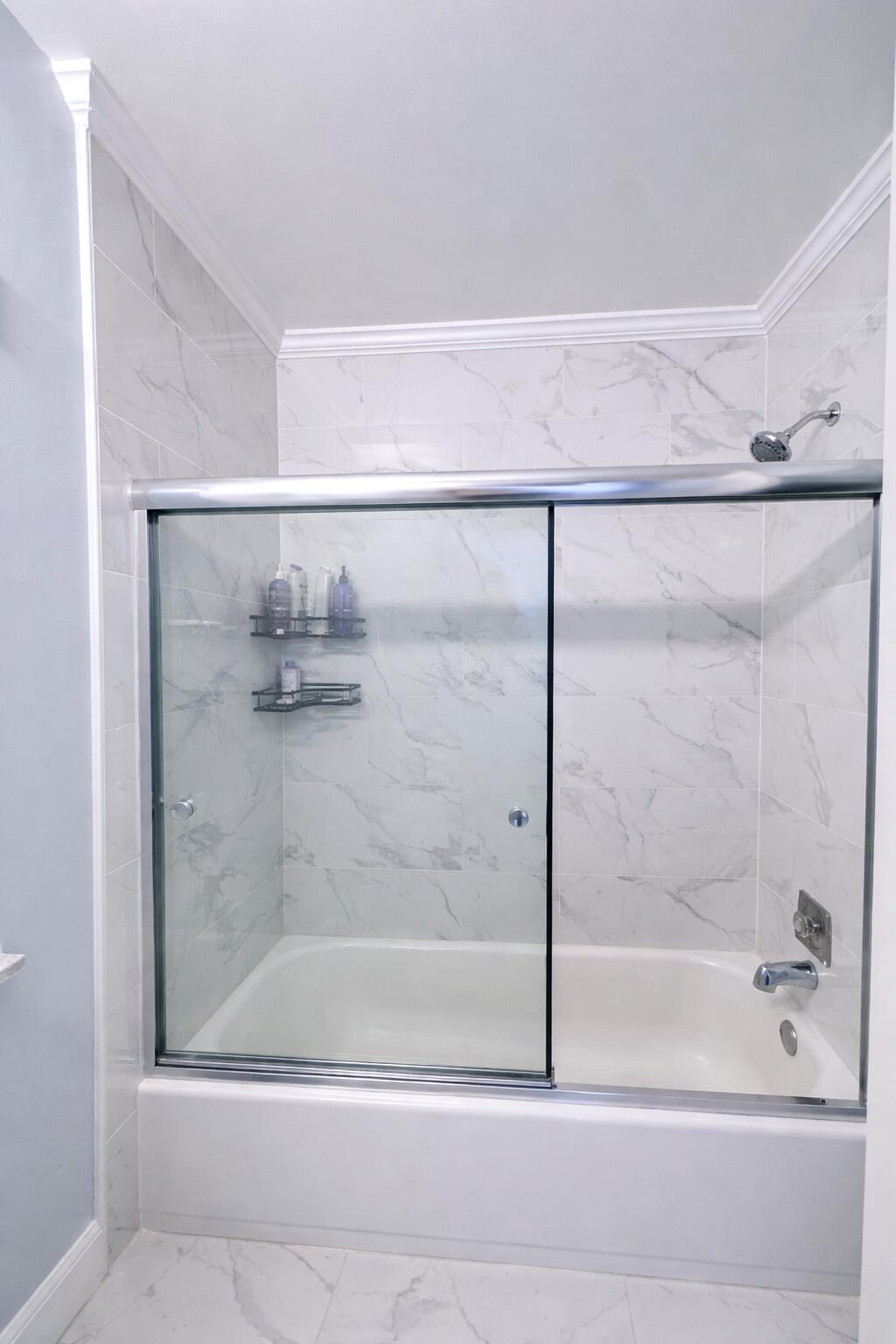 THE COUNTRY TOWNHOMES - Residential