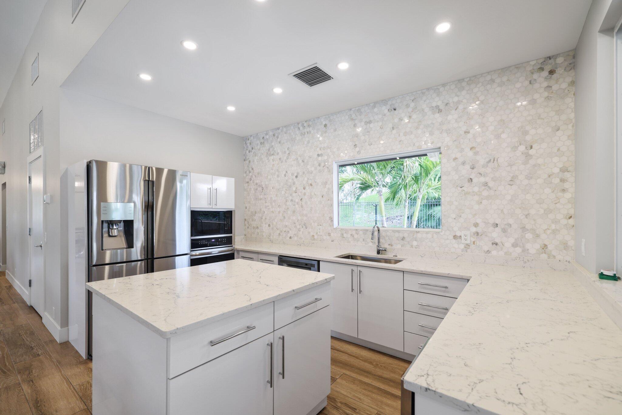 Boca Marina - Residential