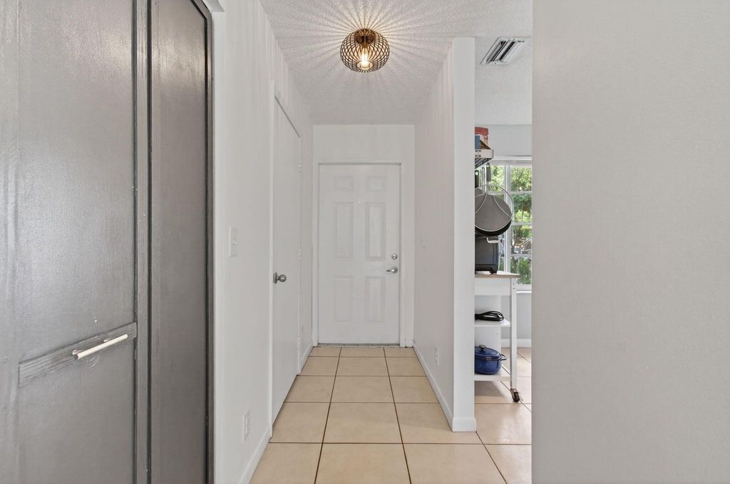 Photo of 9931 Kamena Circle, Boynton Beach, FL 33436 (MLS # R11101886)