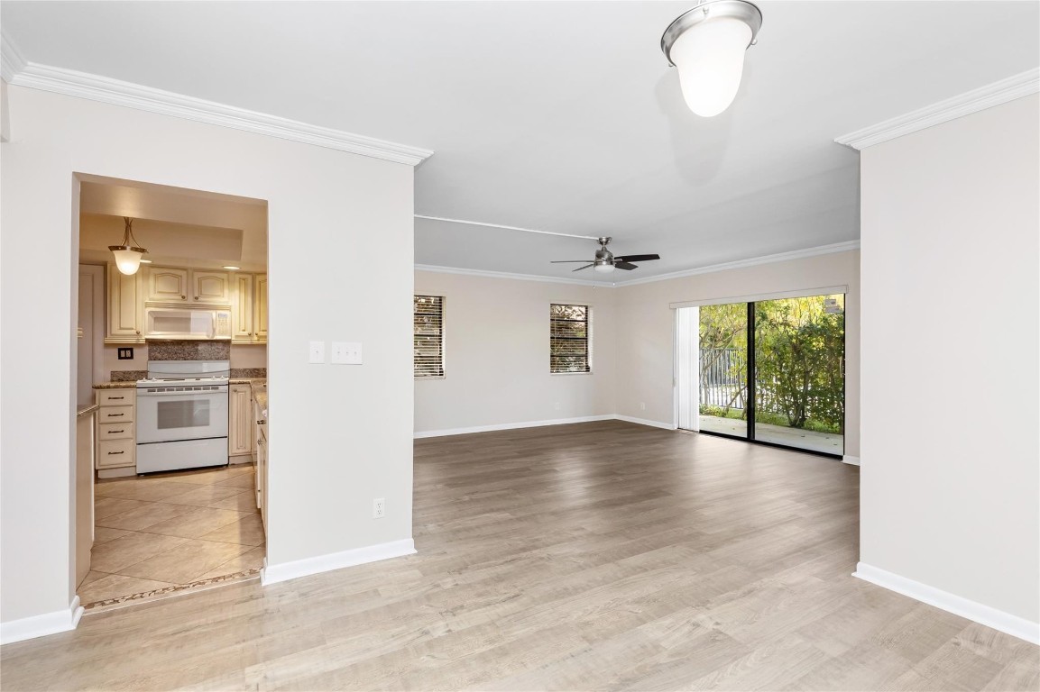 1759 NE 39th Court 1305