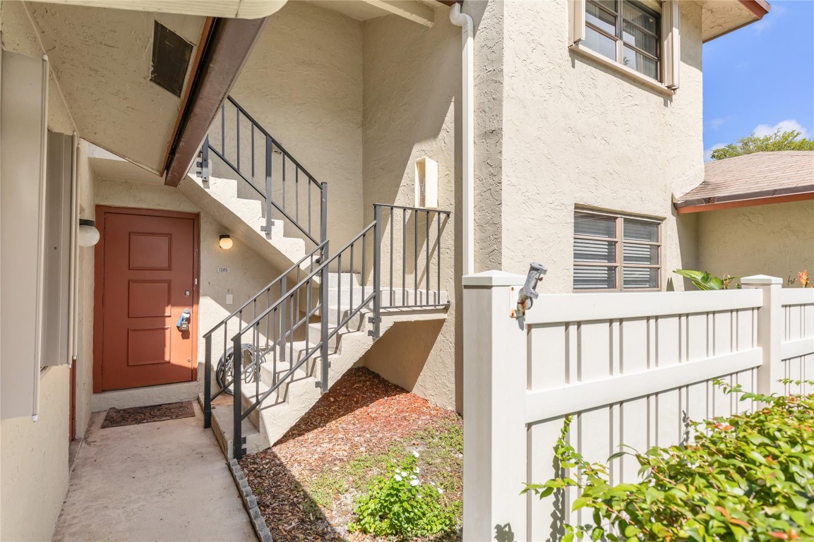 1759 NE 39th Court 1305