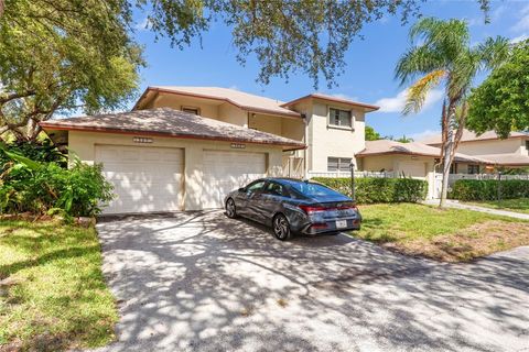 1759 NE 39th Court 1305 Pompano Beach FL 33064