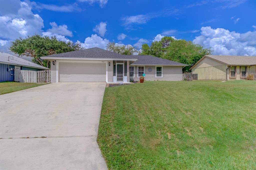 Photo of 1722 SW Cremona Street St, Port St Lucie, FL 34953 (MLS # R10828196)