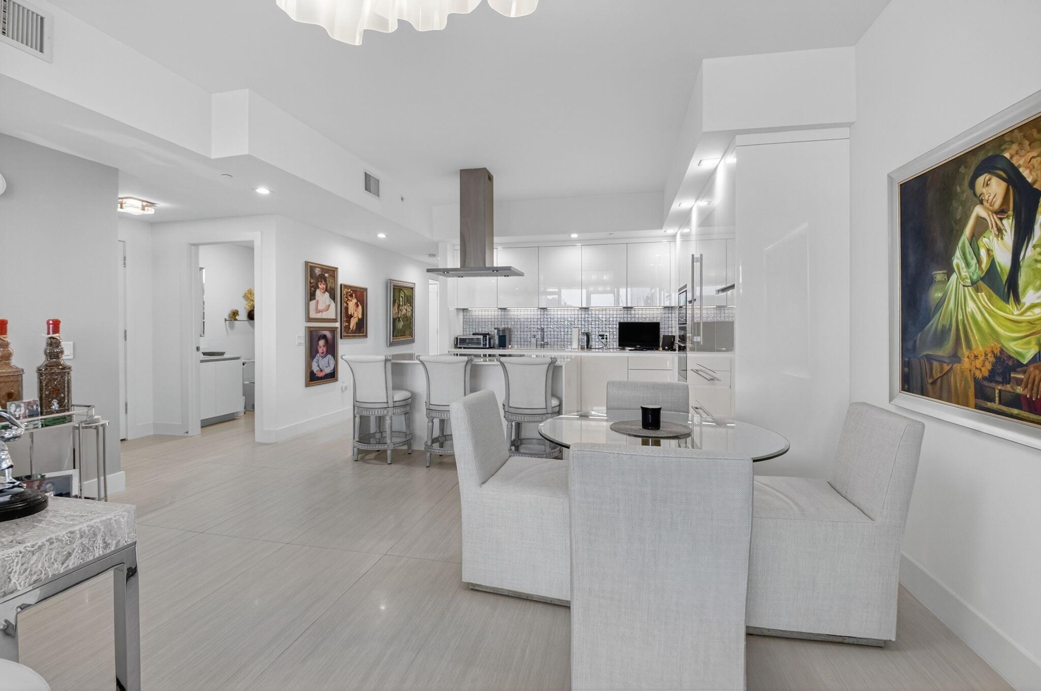 BOCA WEST / Akoya - Residential