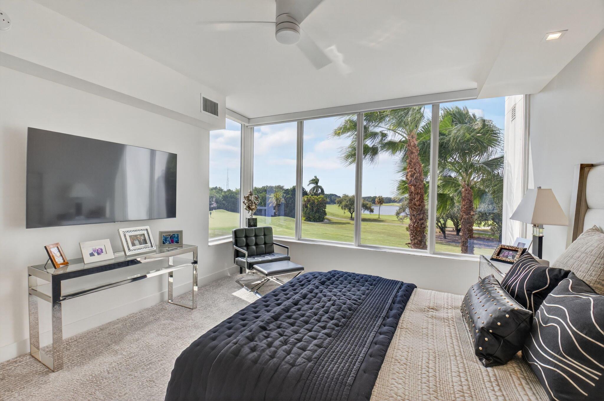 BOCA WEST / Akoya - Residential