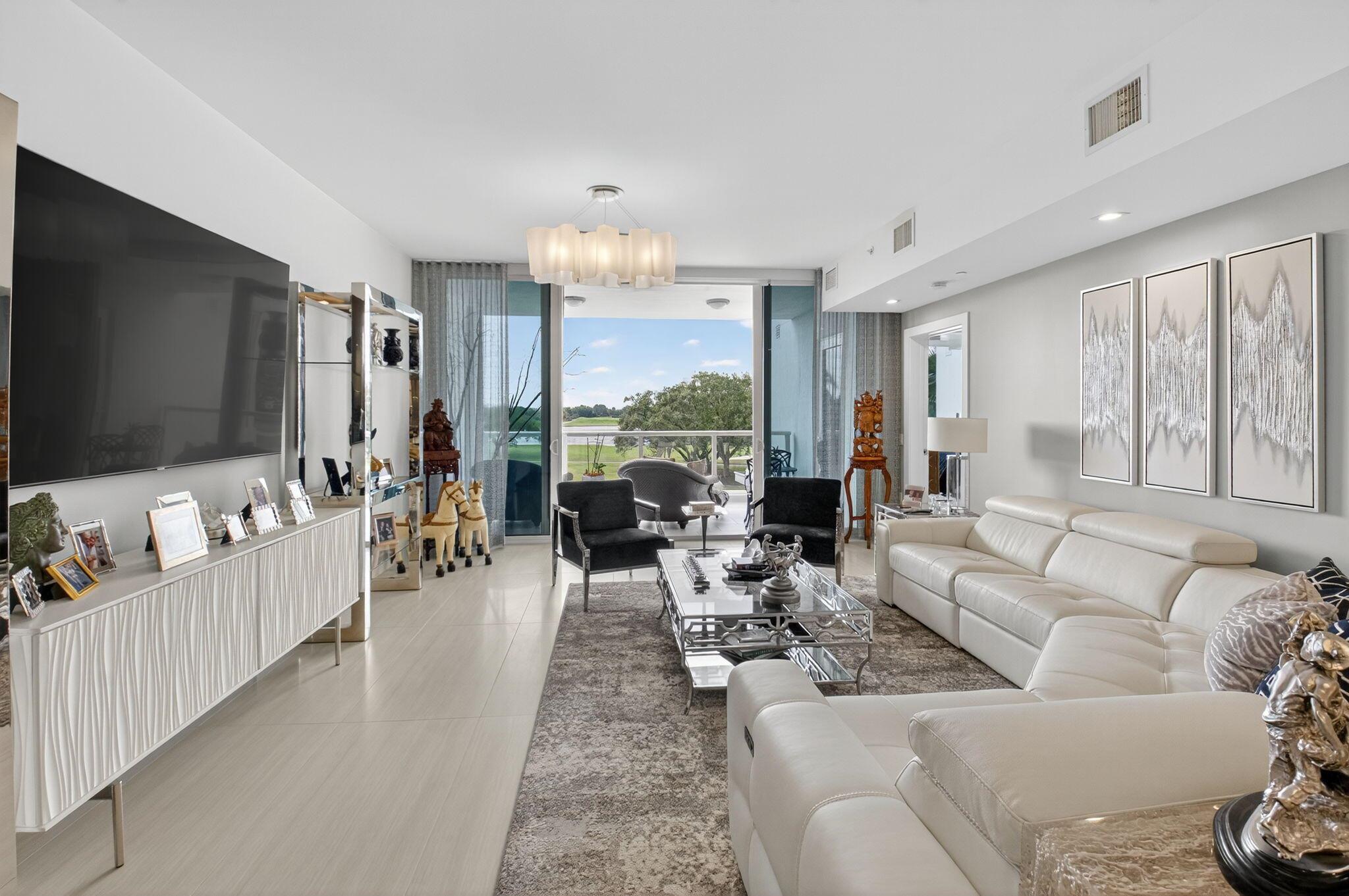 BOCA WEST / Akoya - Residential