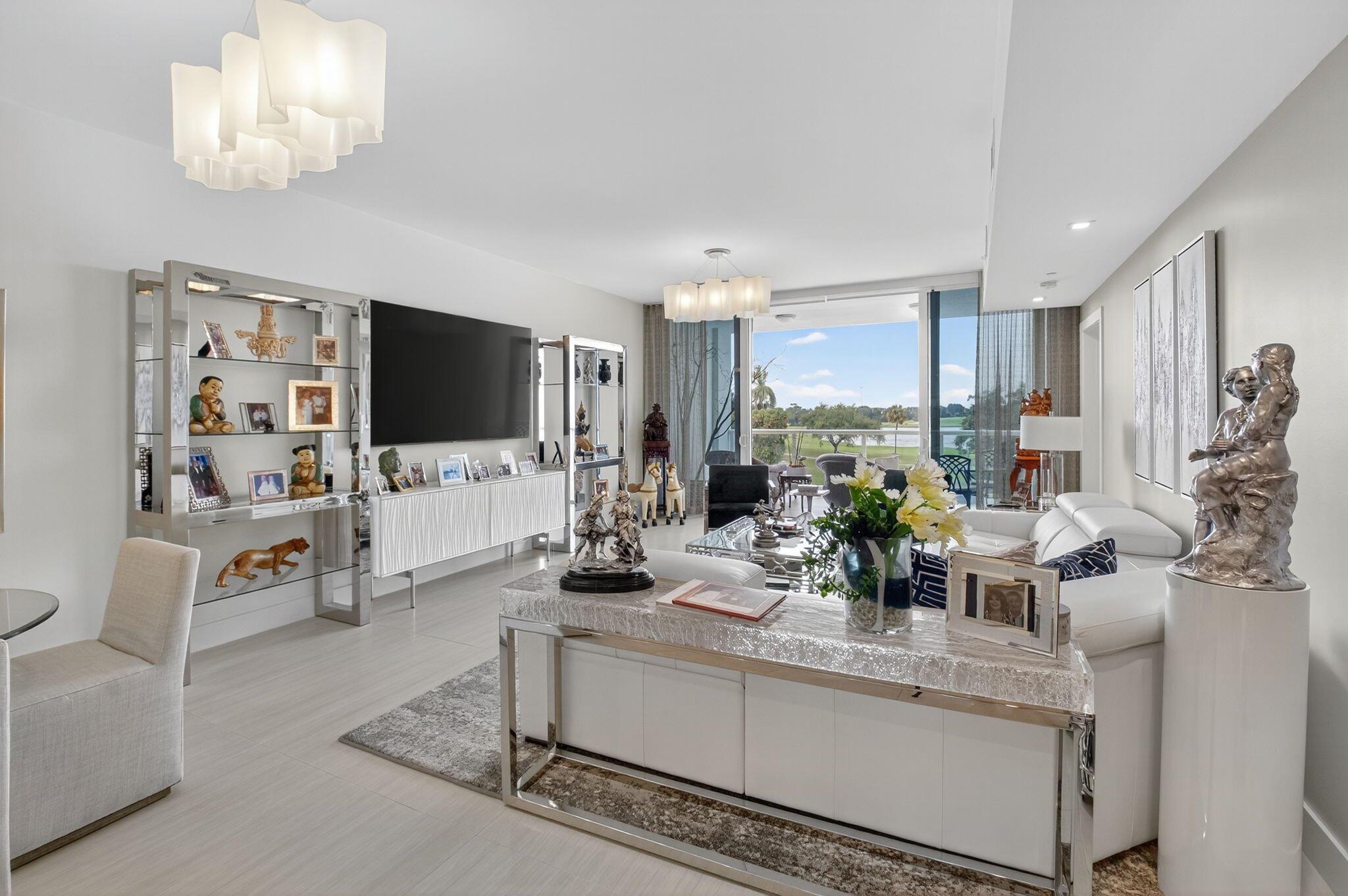 BOCA WEST / Akoya - Residential