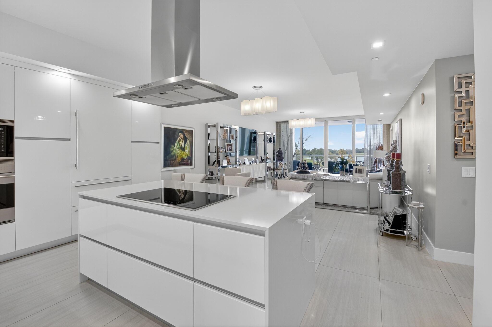 BOCA WEST / Akoya - Residential