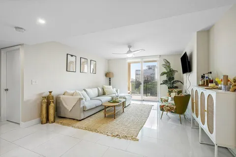 520 SE 5th Avenue Unit 1509, Fort Lauderdale, FL MLS: R11037441