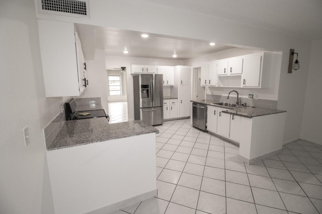 Photo of 3115 Coral Hills Drive #D2, Coral Springs, FL 33065 (MLS # F10519141)