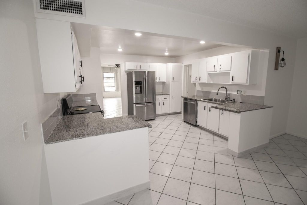 Photo of 3115 Coral Hills Drive #D2, Coral Springs, FL 33065 (MLS # F10519141)