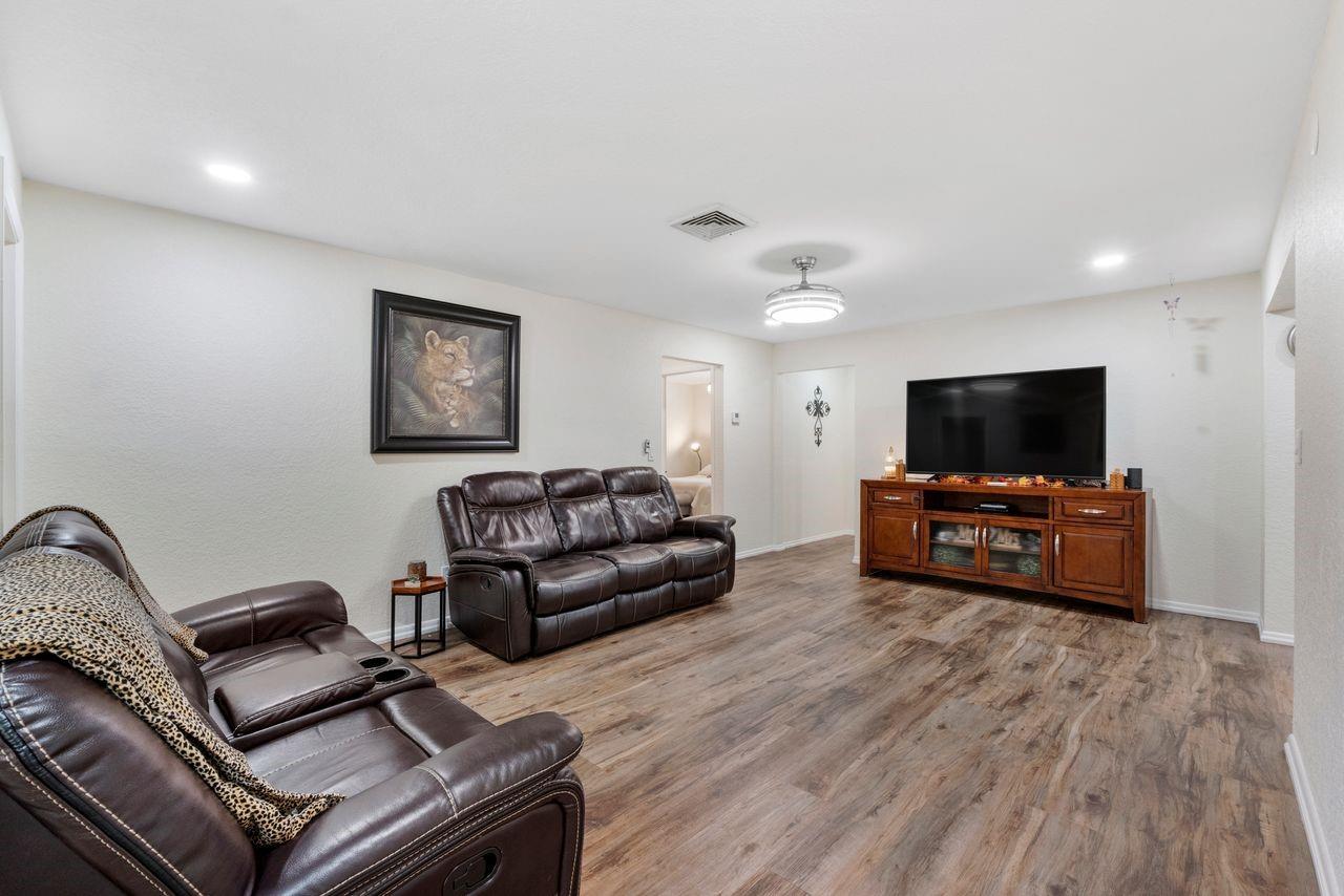 Coral Springs Country Club - Residential