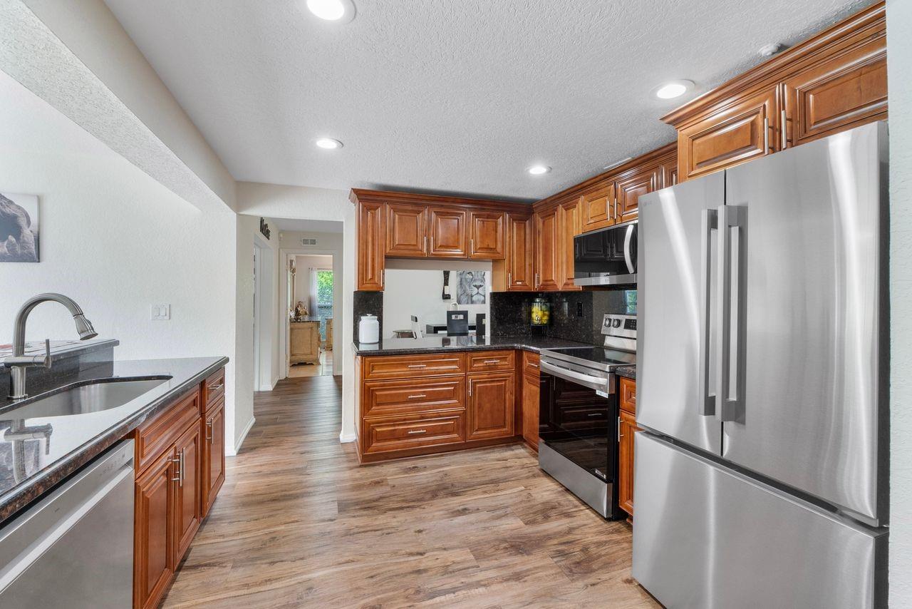 Coral Springs Country Club - Residential