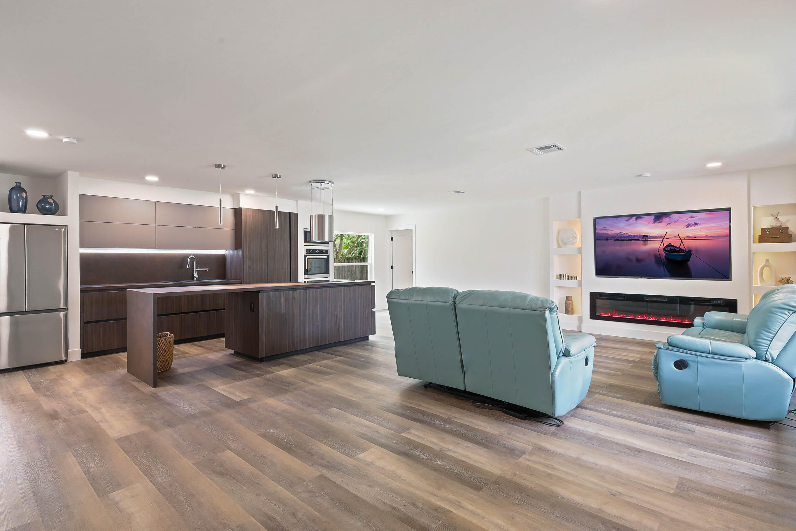 430 La Mancha Avenue