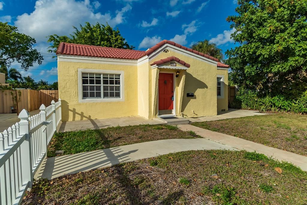 Photo of 341 Hawthorne Drive, Lake Park, FL 33403 (MLS # R10699548)