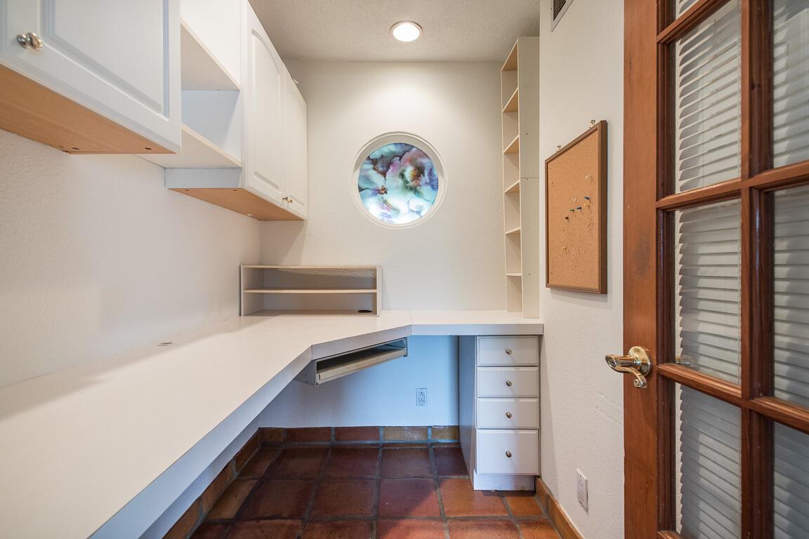 CAMINO GARDENS SEC 3 - Residential Lease