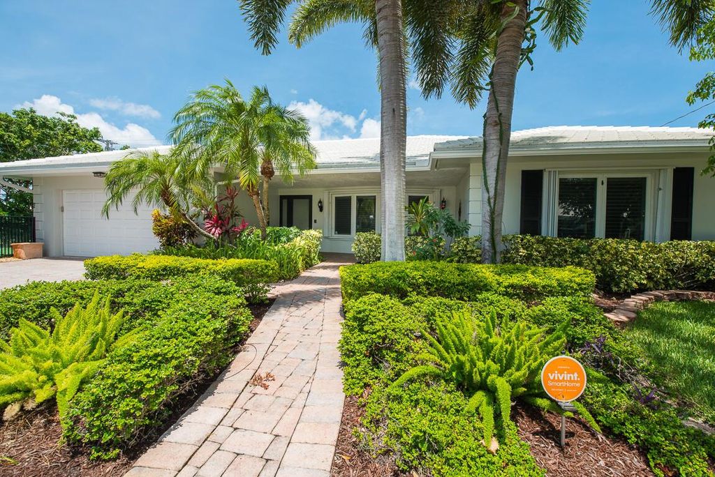 Photo of 1300 Walnut Terrace, Boca Raton, FL 33486 (MLS # R11129080)