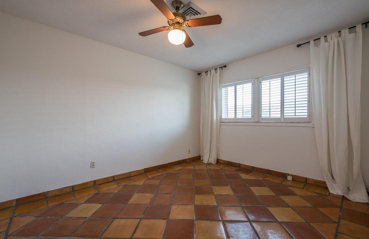 CAMINO GARDENS SEC 3 - Residential Lease