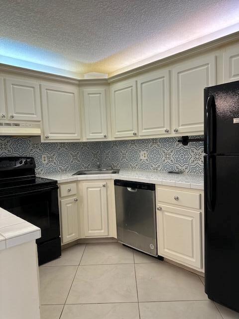 LA PINATA CONDO - Residential