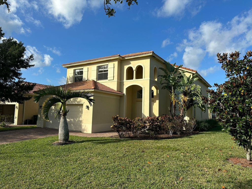 Photo of 5919 Walnut Park Lane, Fort Pierce, FL 34951 (MLS # F10407852)