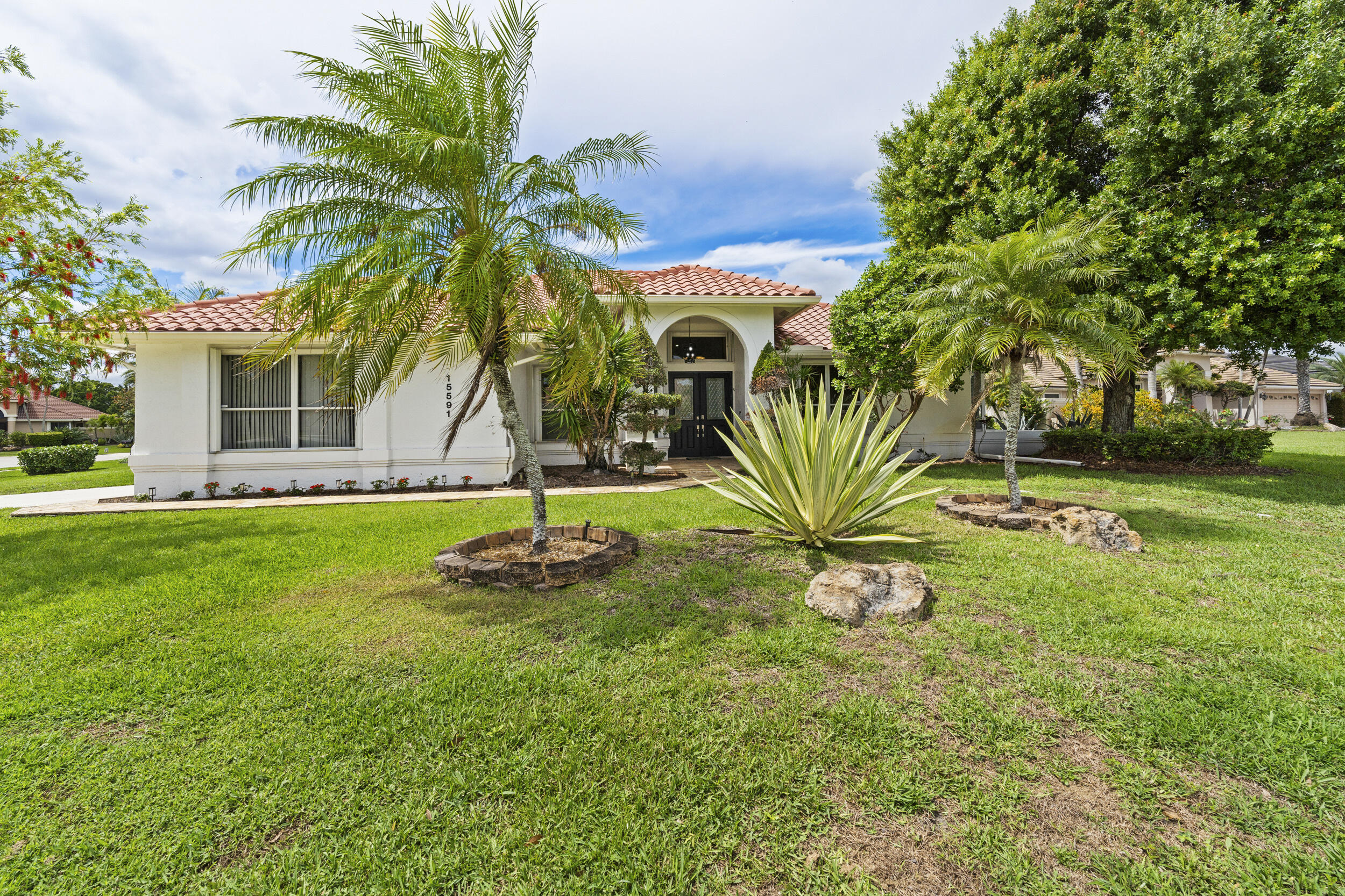 LAKEFIELD OF THE LANDINGS AT WELLINGTON - Residential