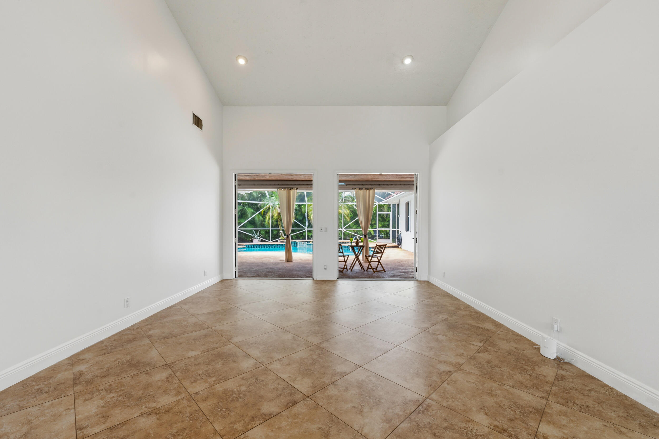 LAKEFIELD OF THE LANDINGS AT WELLINGTON - Residential