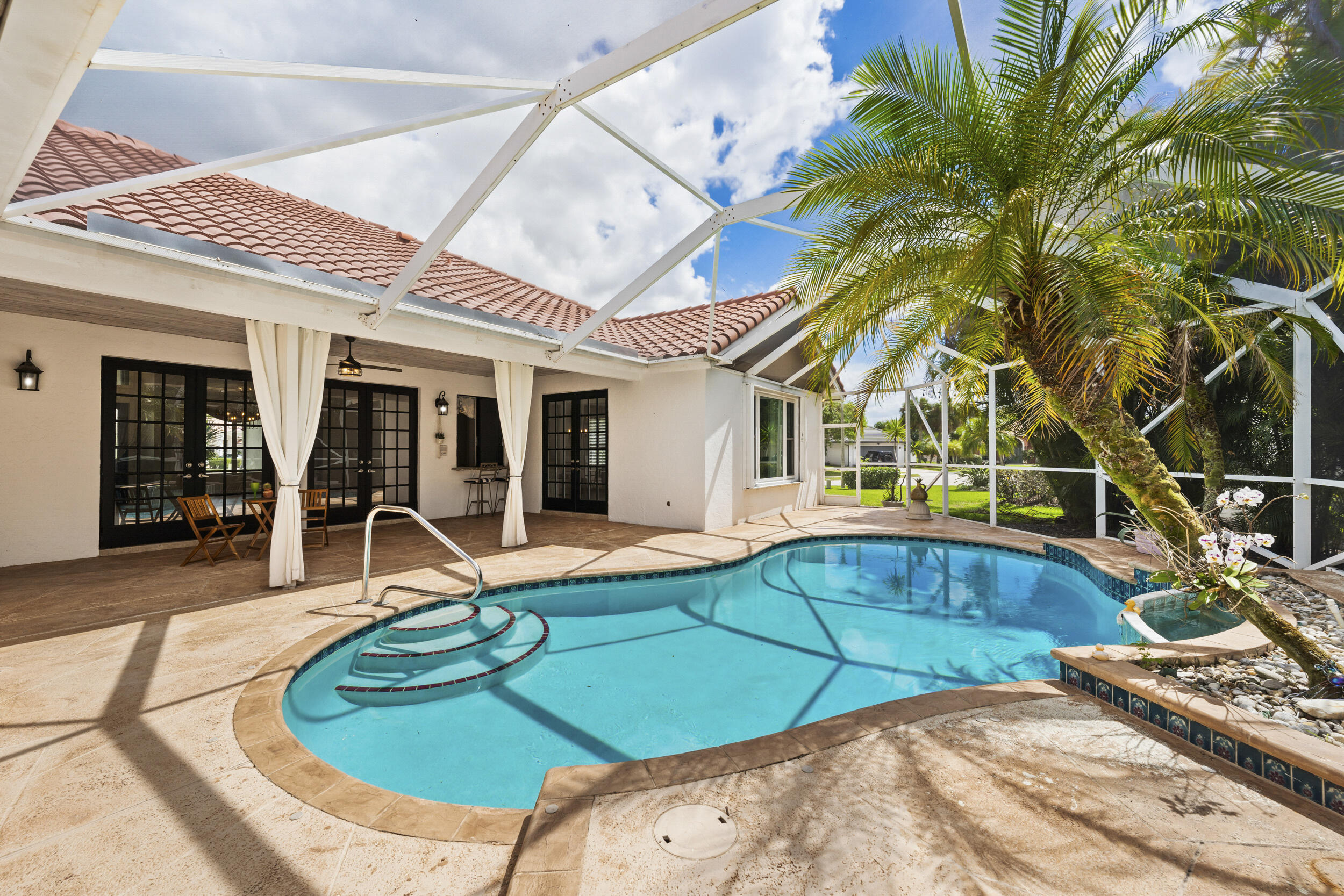 LAKEFIELD OF THE LANDINGS AT WELLINGTON - Residential