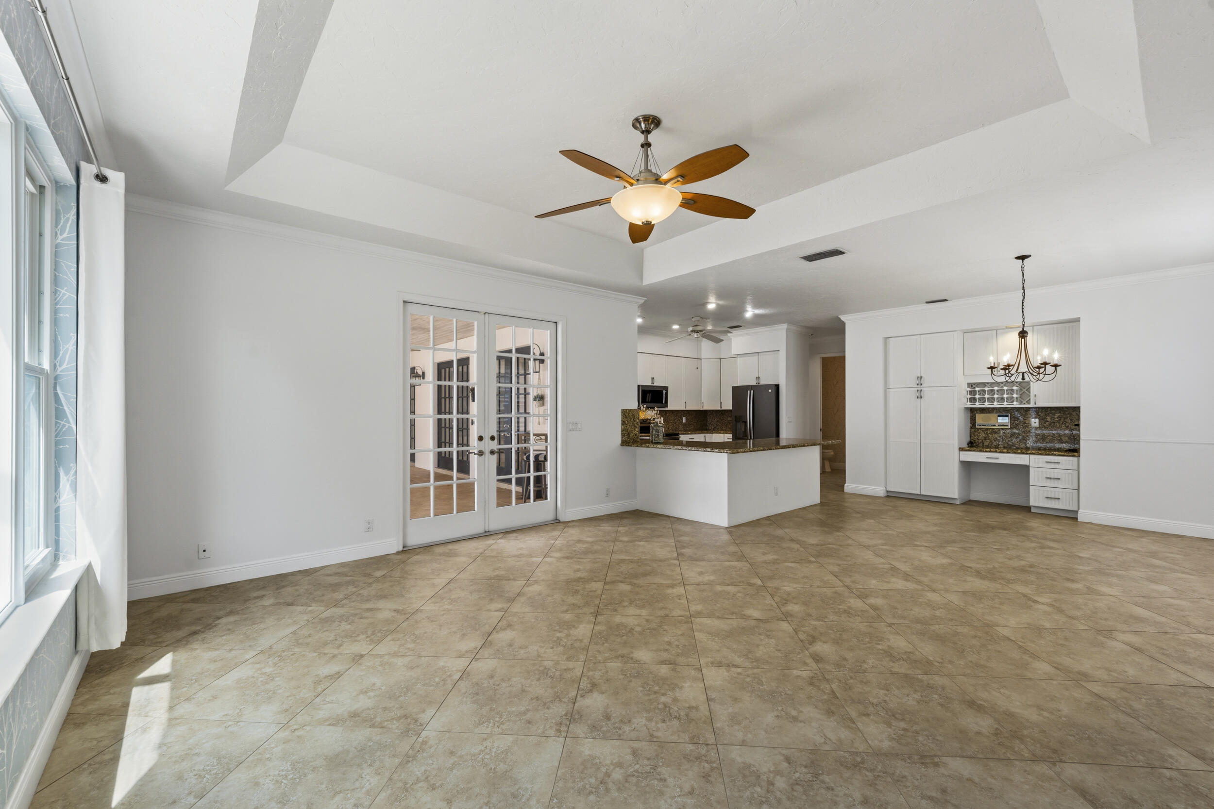 LAKEFIELD OF THE LANDINGS AT WELLINGTON - Residential