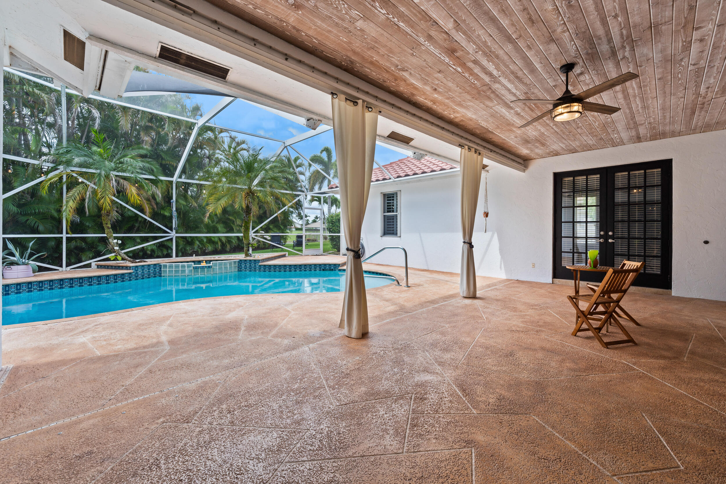 LAKEFIELD OF THE LANDINGS AT WELLINGTON - Residential