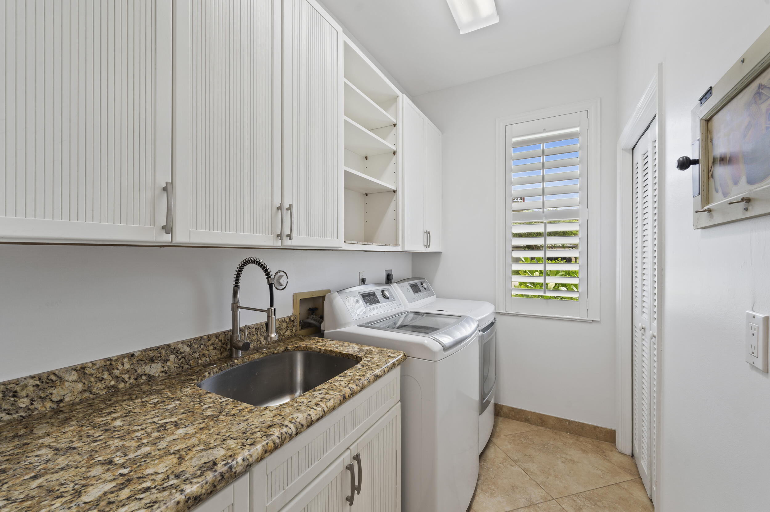 LAKEFIELD OF THE LANDINGS AT WELLINGTON - Residential