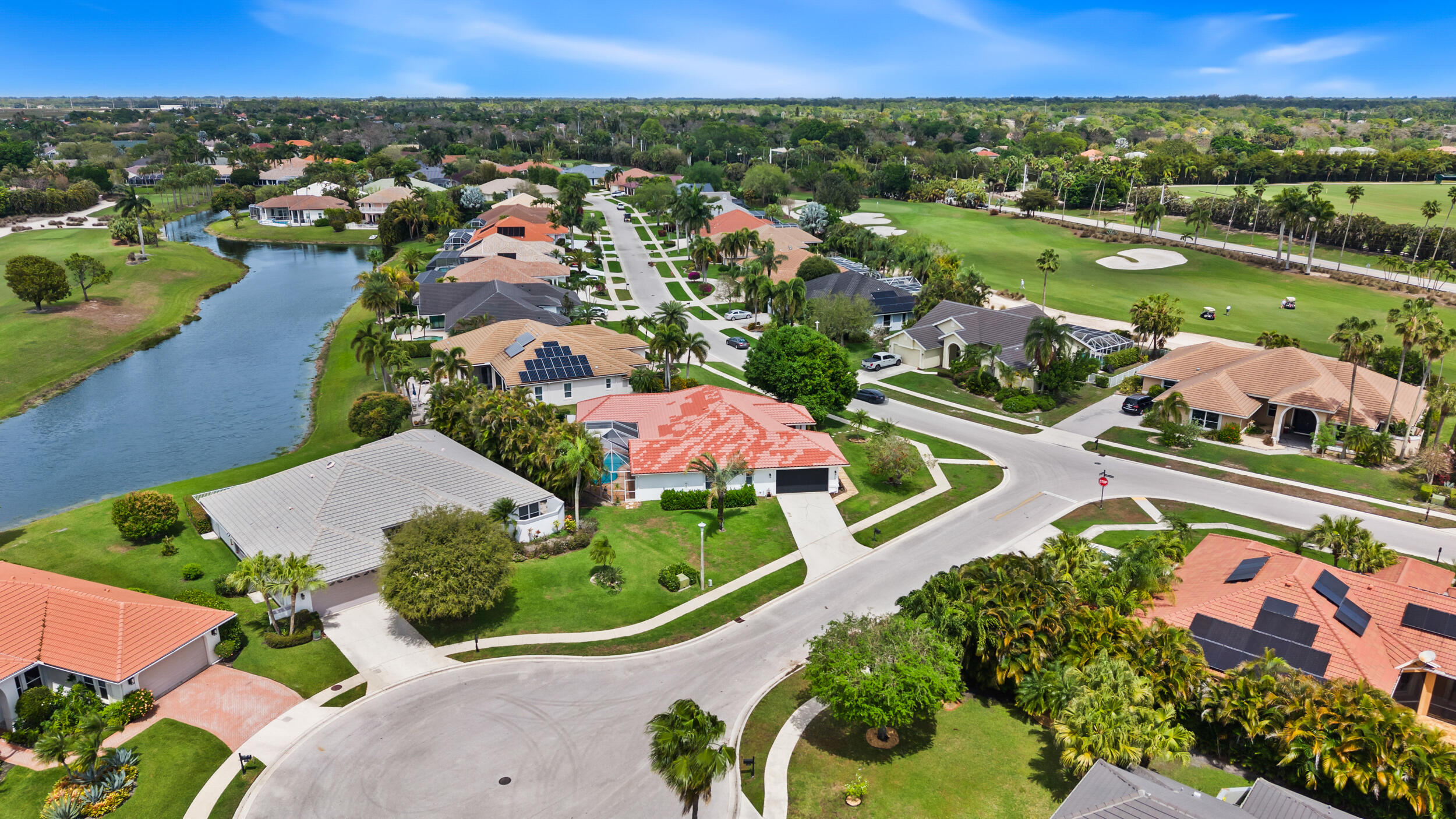 LAKEFIELD OF THE LANDINGS AT WELLINGTON - Residential