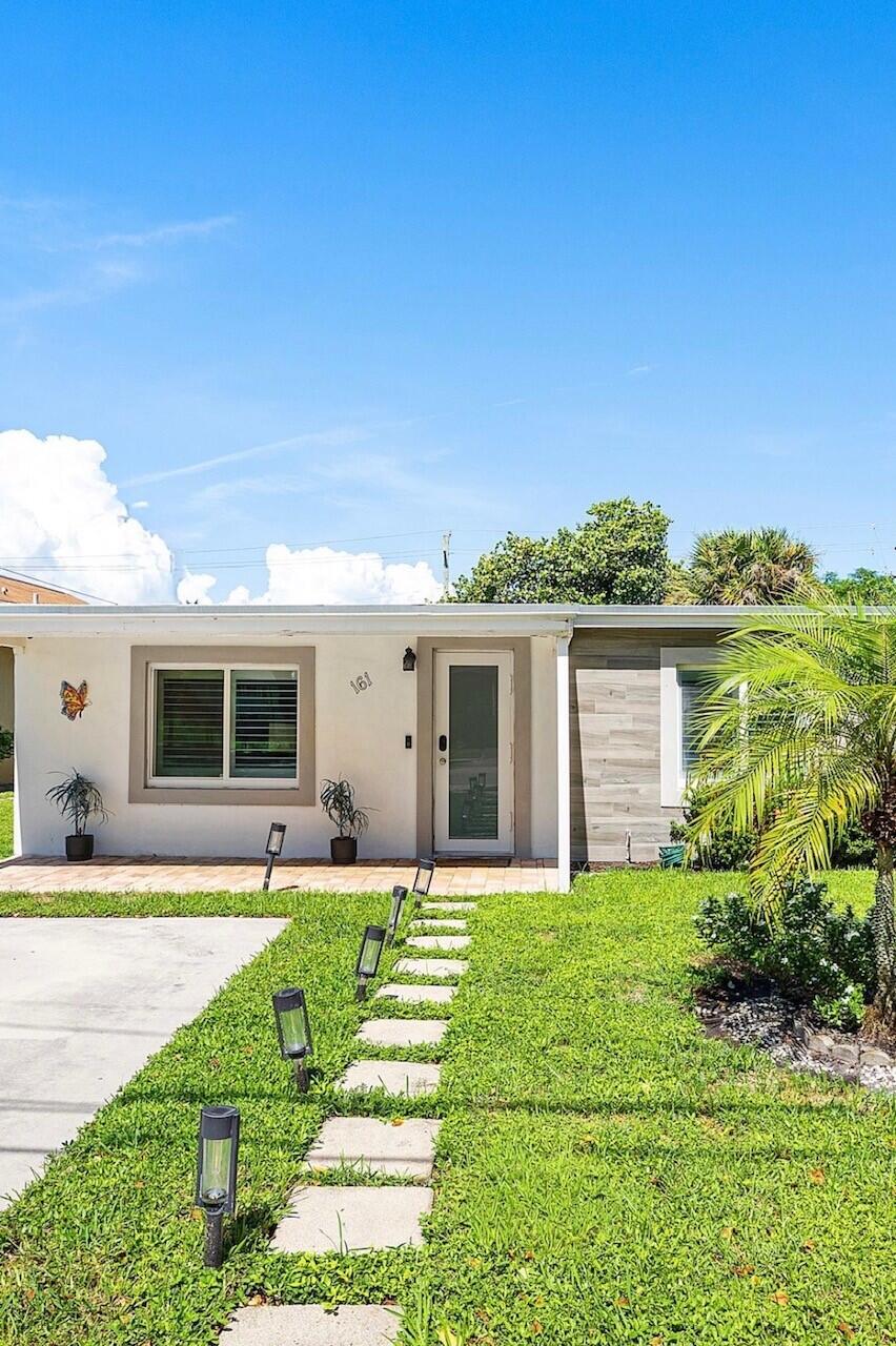 Photo of 161 NE 15TH Terrace, Boca Raton, FL 33432 (MLS # B26087778)