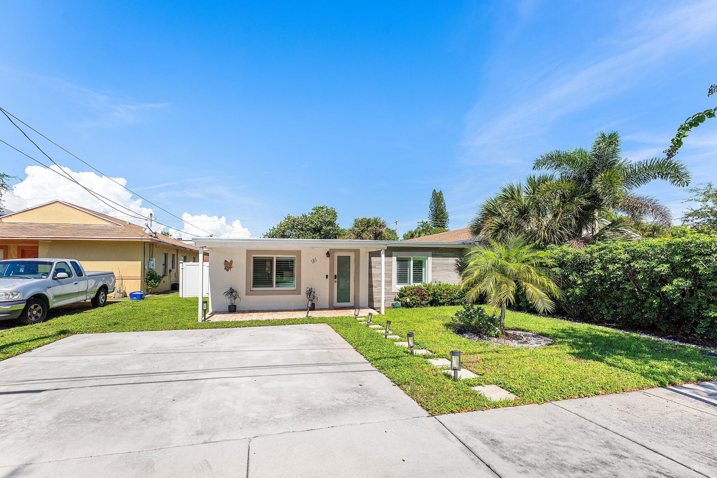 161 NE 15TH Terrace
