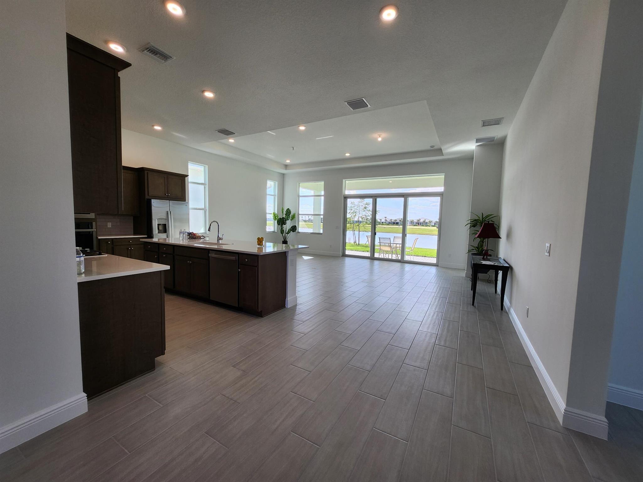 CRESSWIND PALM BEACH - Residential