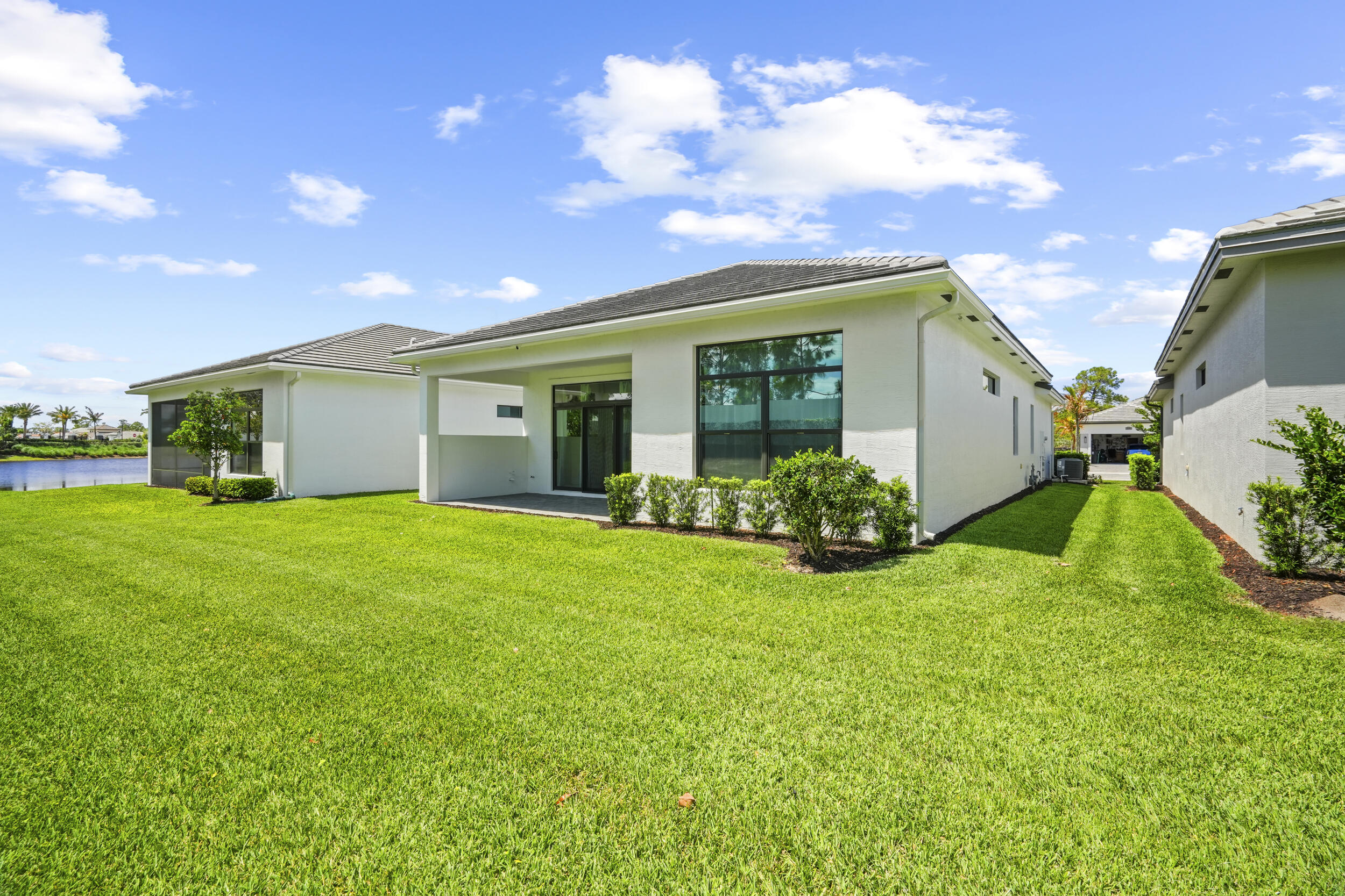 VERANDA ESTATES PHASE 1 - Residential