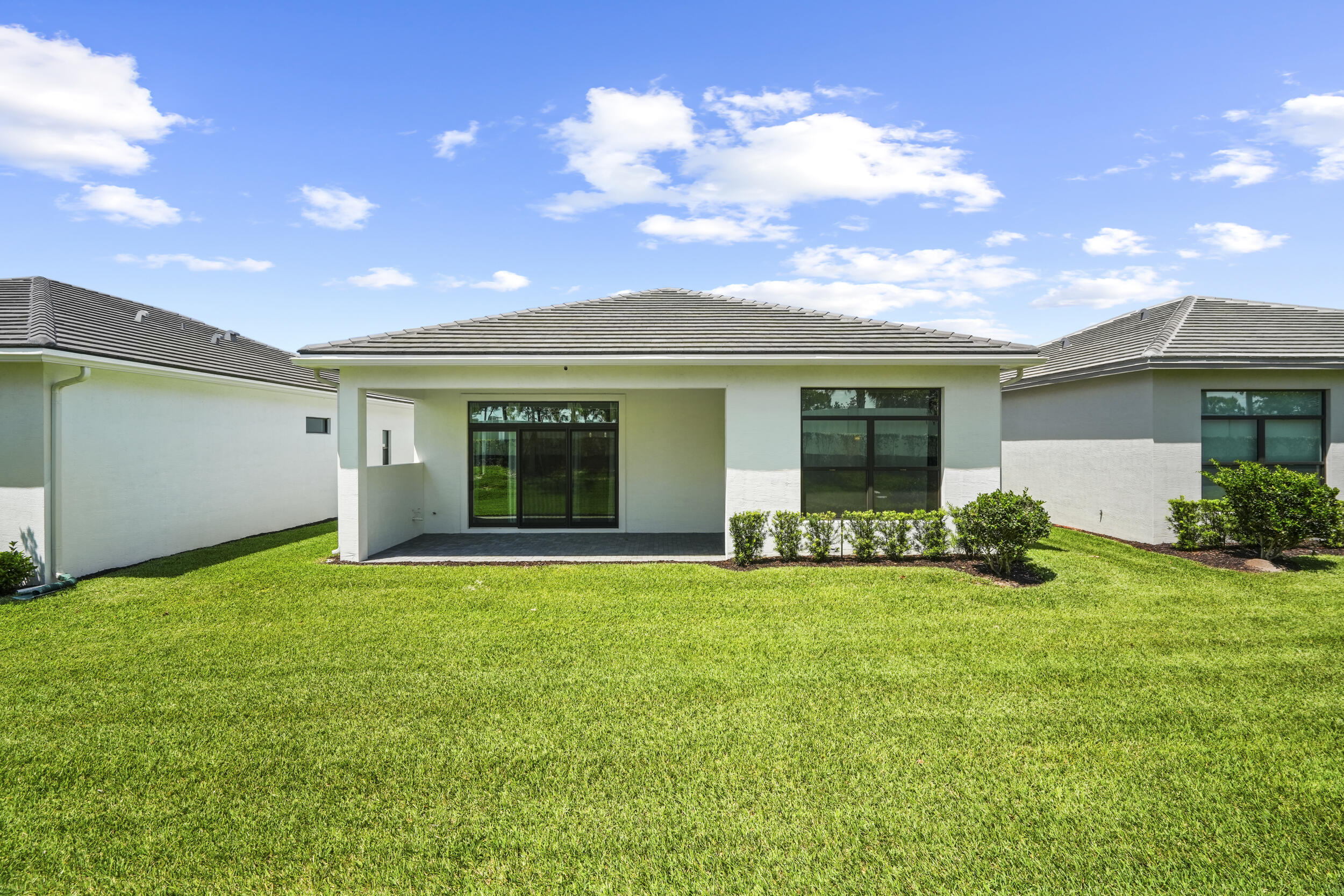 VERANDA ESTATES PHASE 1 - Residential