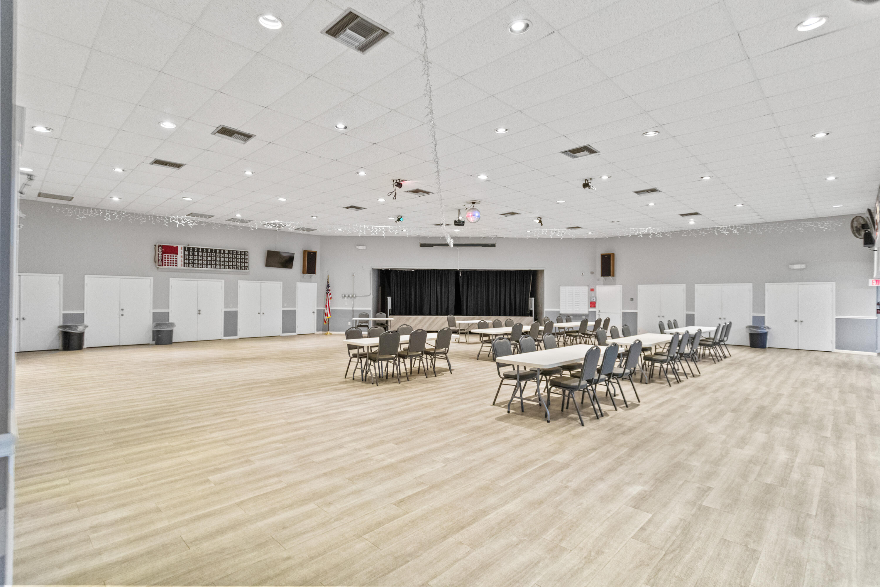 LIME BAY CONDOMINIUM 5 - Residential