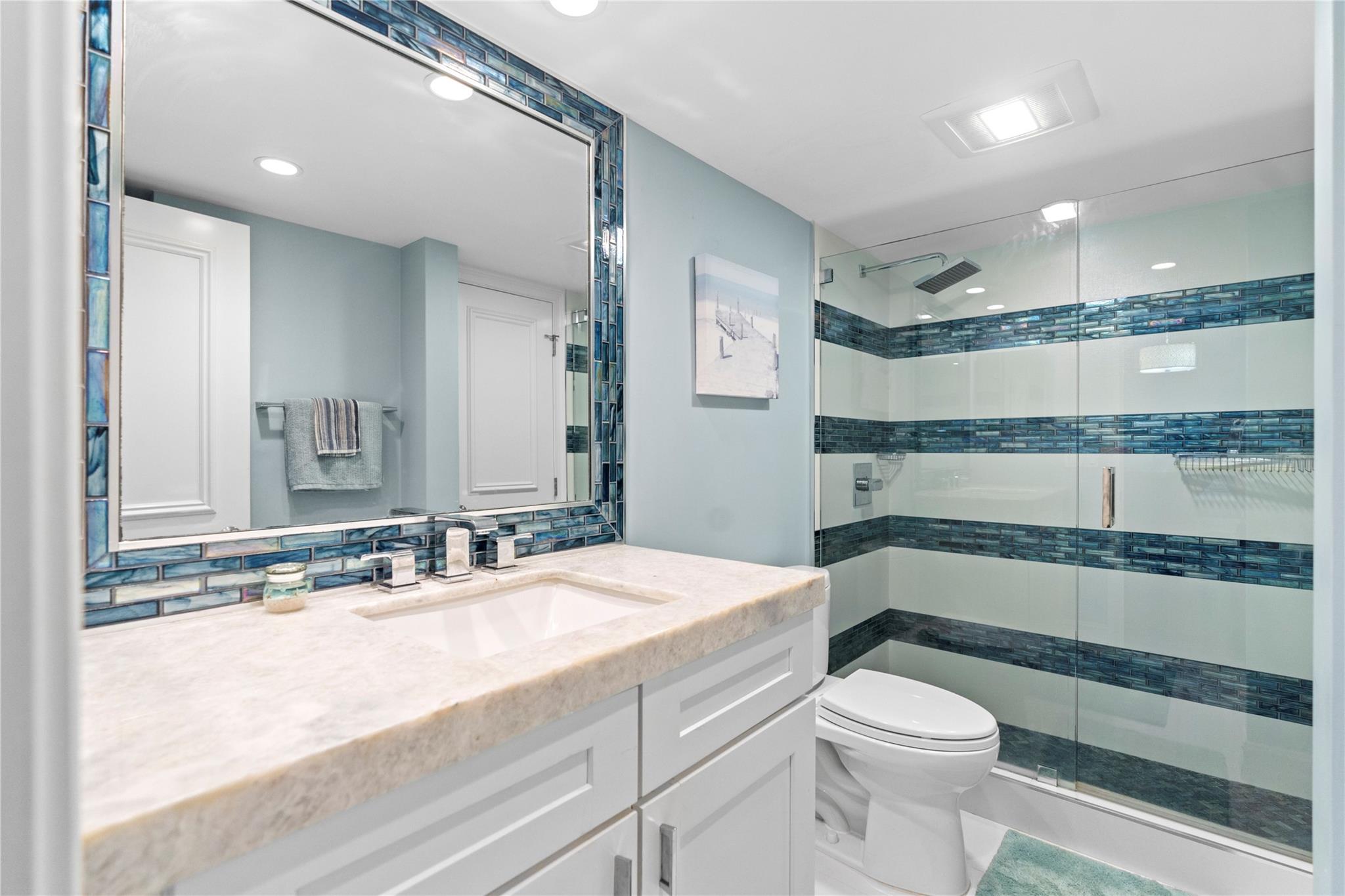 HILLSBORO COLONNADE - Residential