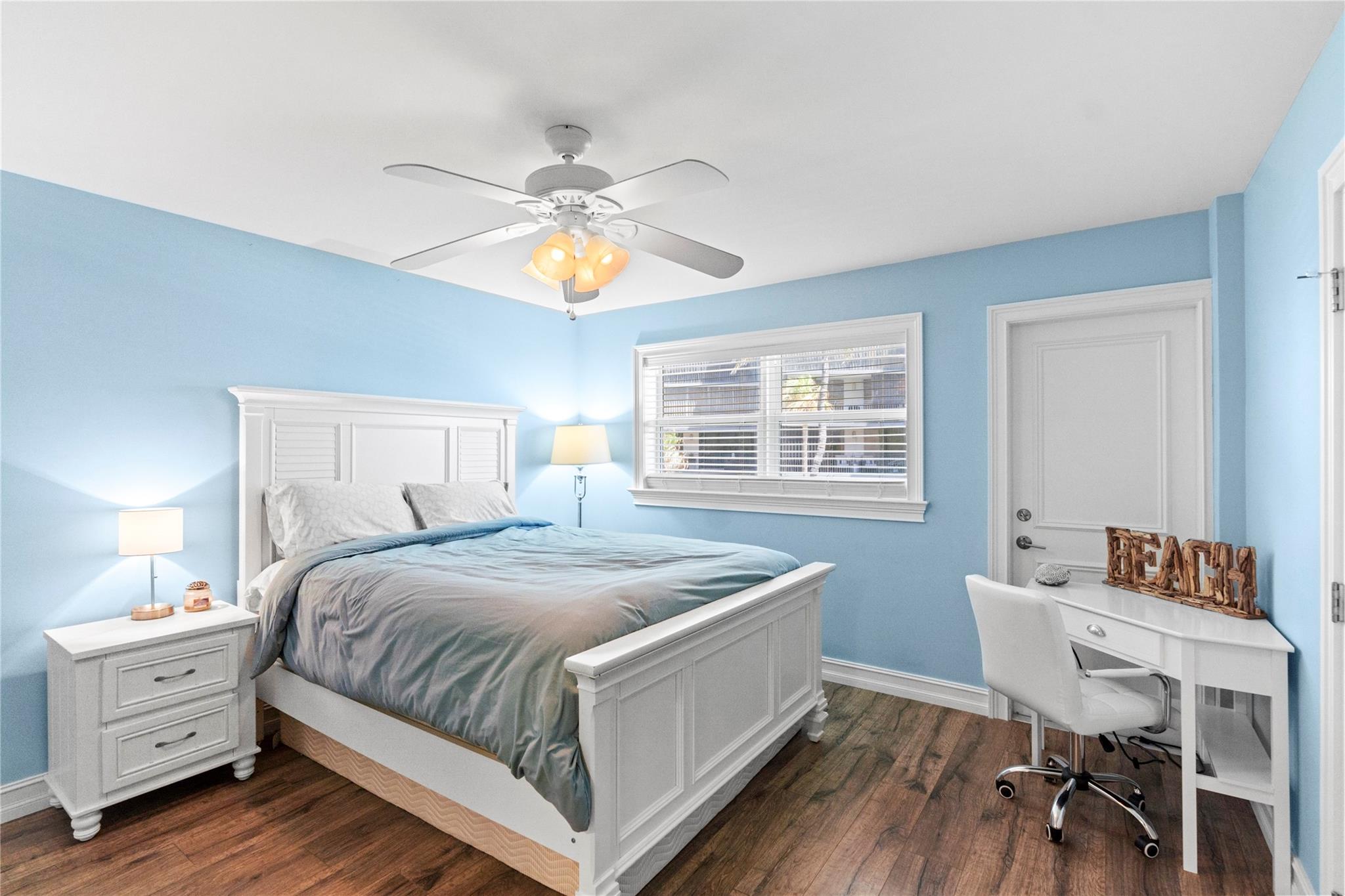 HILLSBORO COLONNADE - Residential