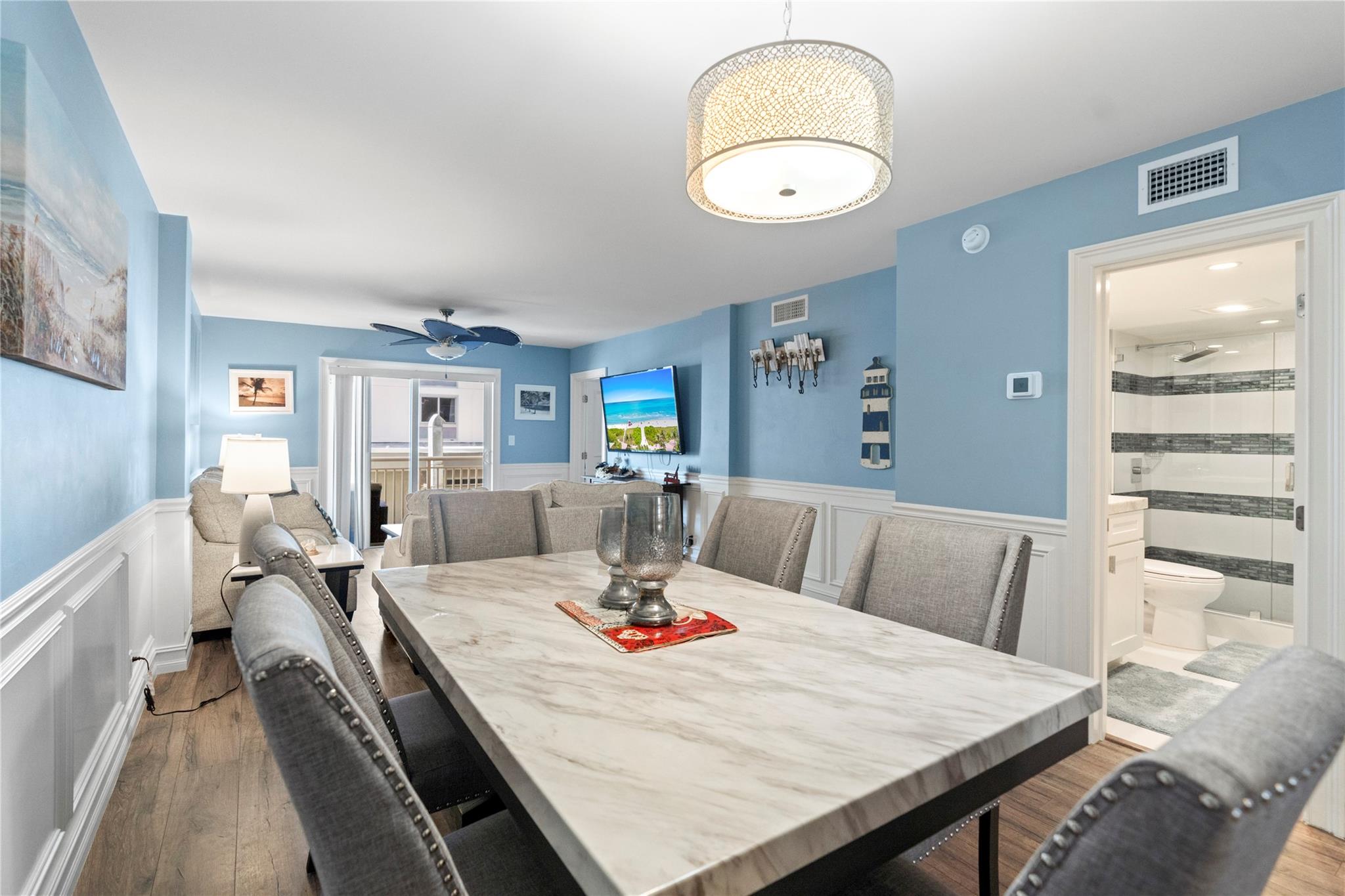 HILLSBORO COLONNADE - Residential