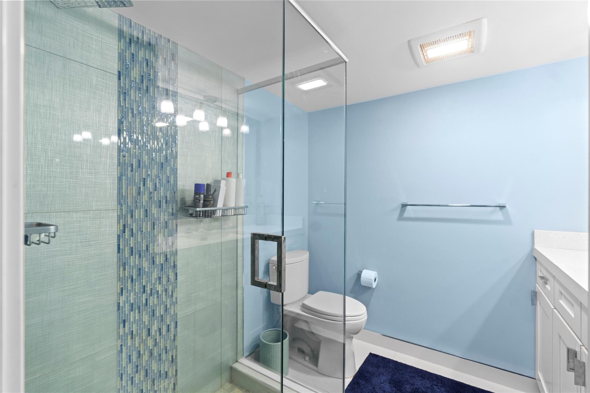 HILLSBORO COLONNADE - Residential