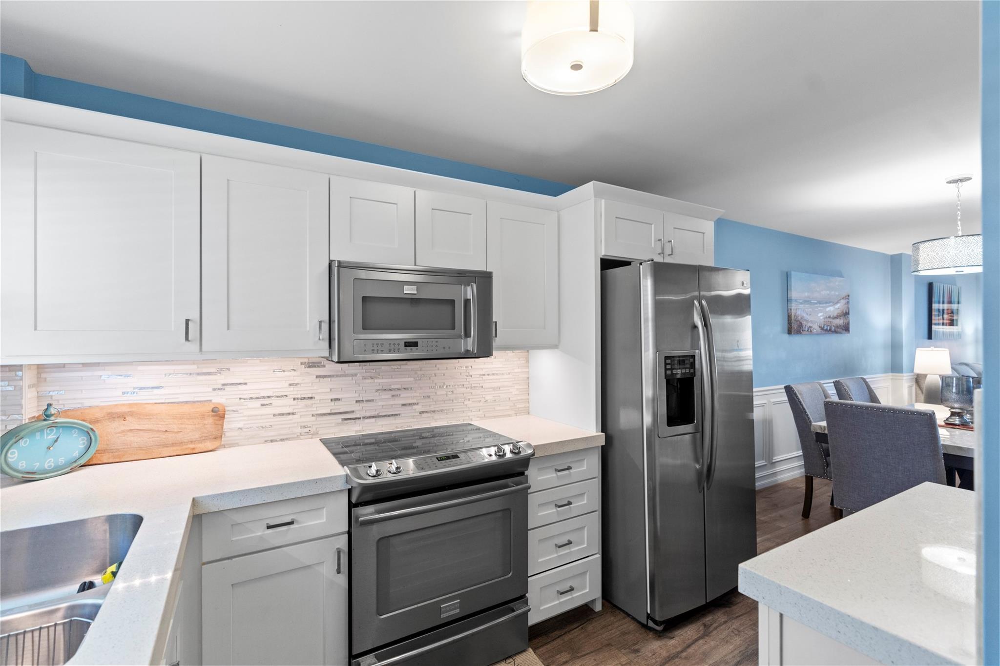 HILLSBORO COLONNADE - Residential