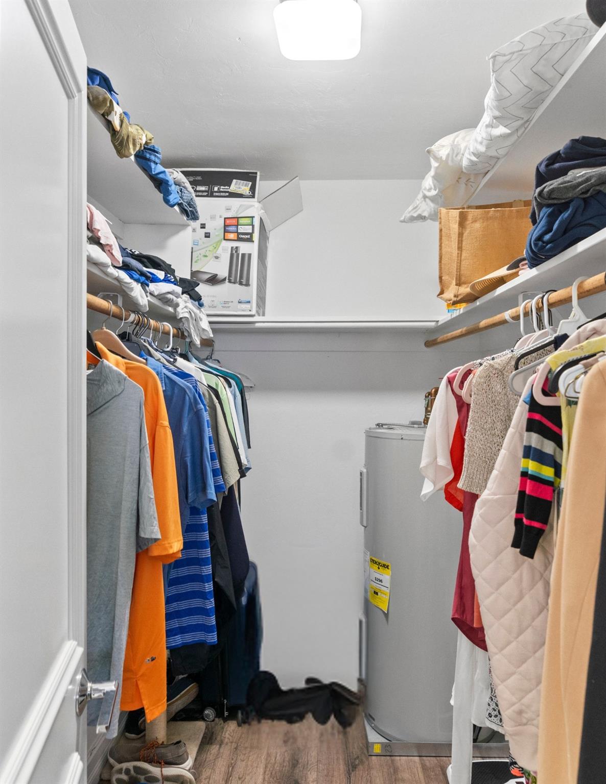 HILLSBORO COLONNADE - Residential