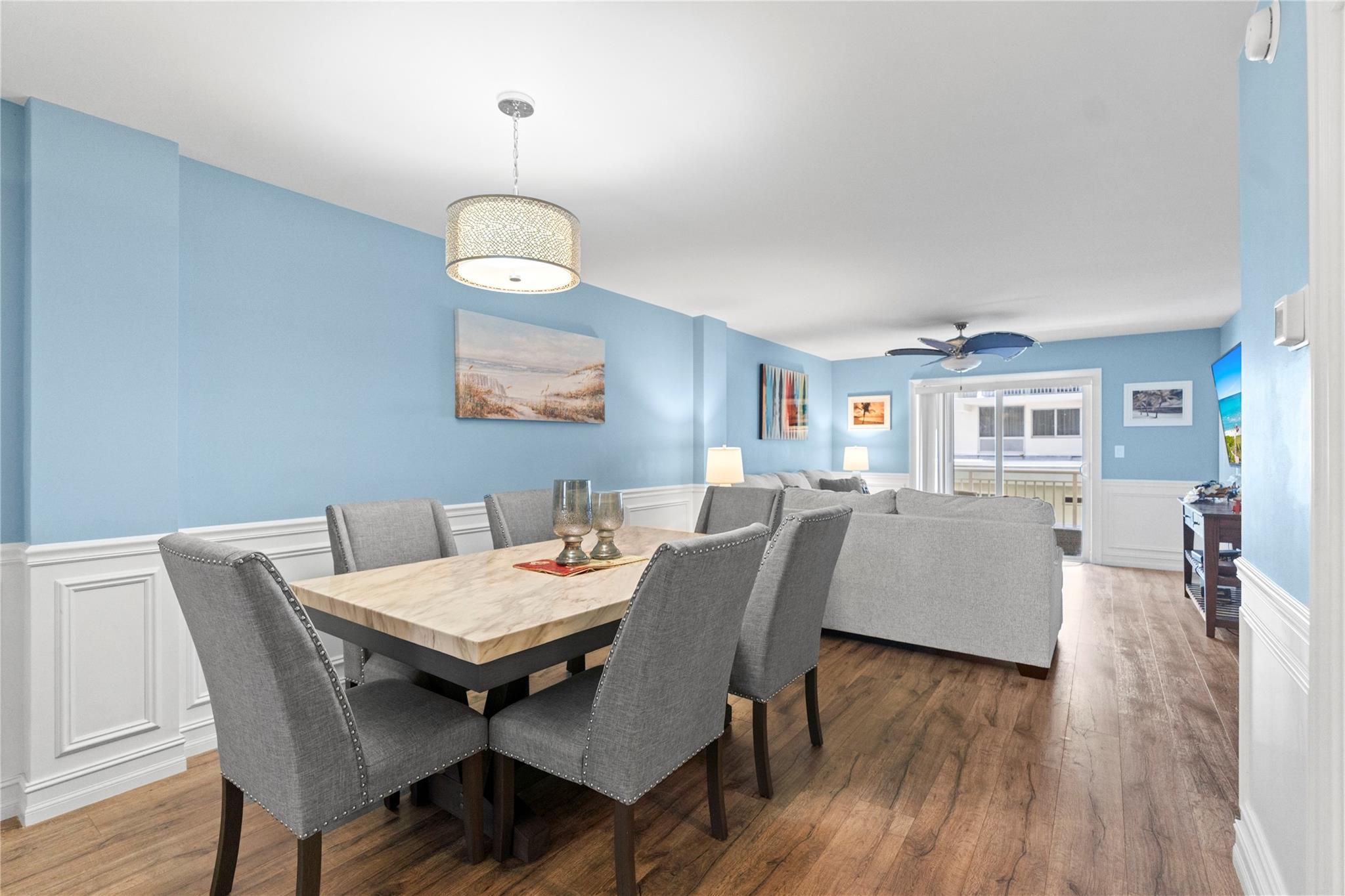 HILLSBORO COLONNADE - Residential