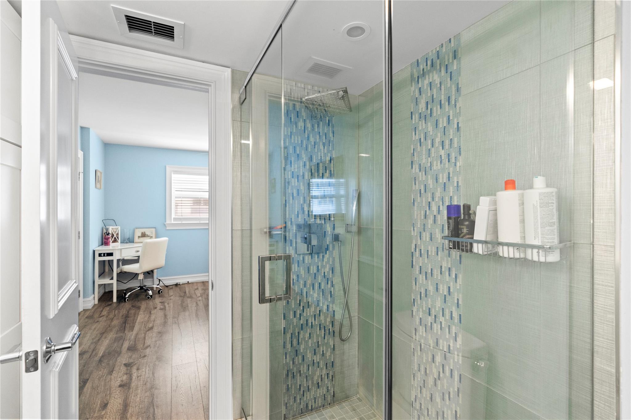 HILLSBORO COLONNADE - Residential