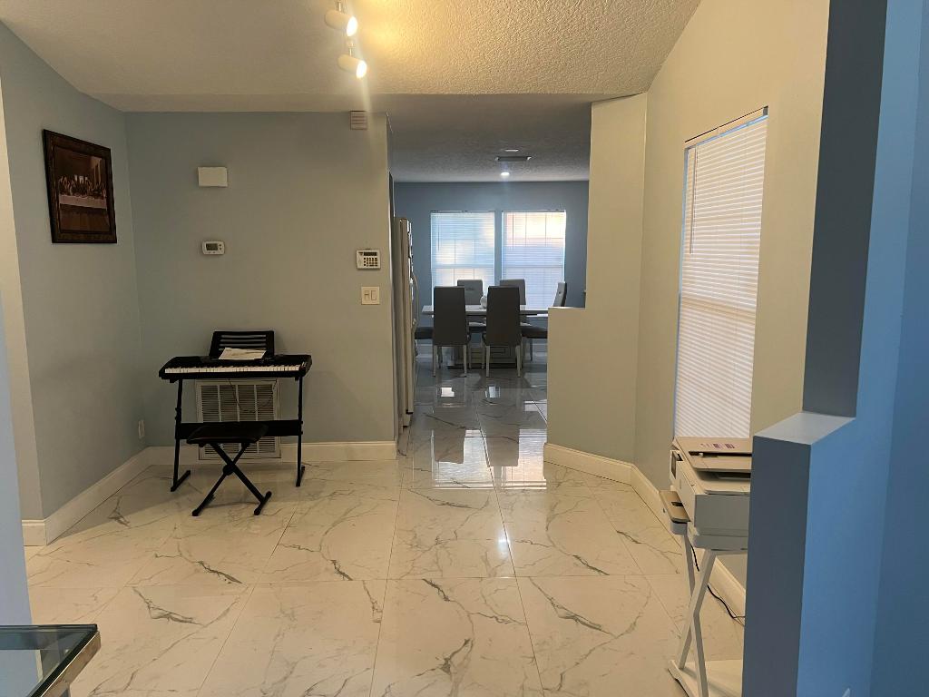 LAKESHORE AT THE MEADOWS - Residential