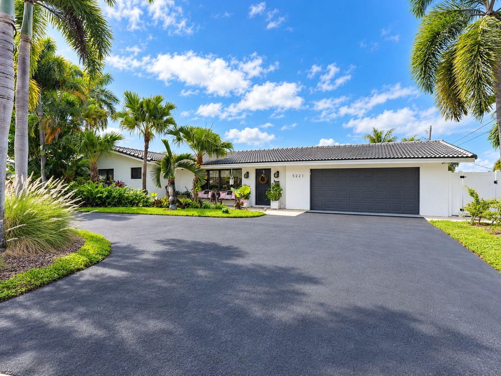 Photo of 5221 NE 27TH Avenue, Lighthouse Point, FL 33064 (MLS # B26091643)